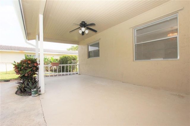 1122 NW 82nd Avenue, Coral Springs, FL 33071