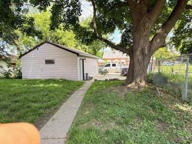 5024 N 70th STREET, Milwaukee, WI 53218
