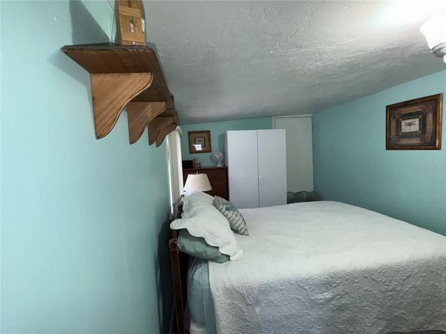 35220 CONDOMINIUM BOULEVARD 25, Zephyrhills, FL 33541