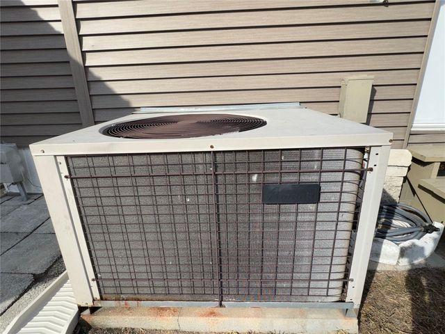 35220 CONDOMINIUM BOULEVARD 25, Zephyrhills, FL 33541