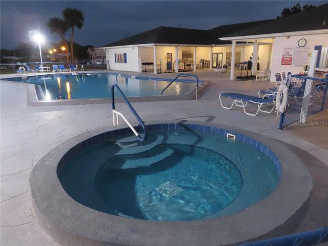 35220 CONDOMINIUM BOULEVARD 25, Zephyrhills, FL 33541