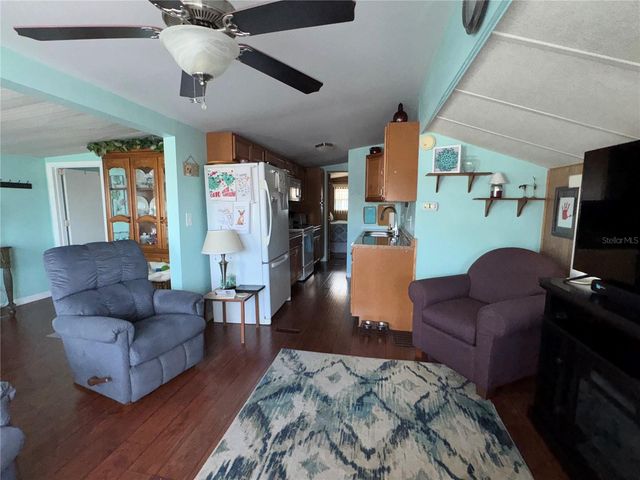 35220 CONDOMINIUM BOULEVARD 25, Zephyrhills, FL 33541