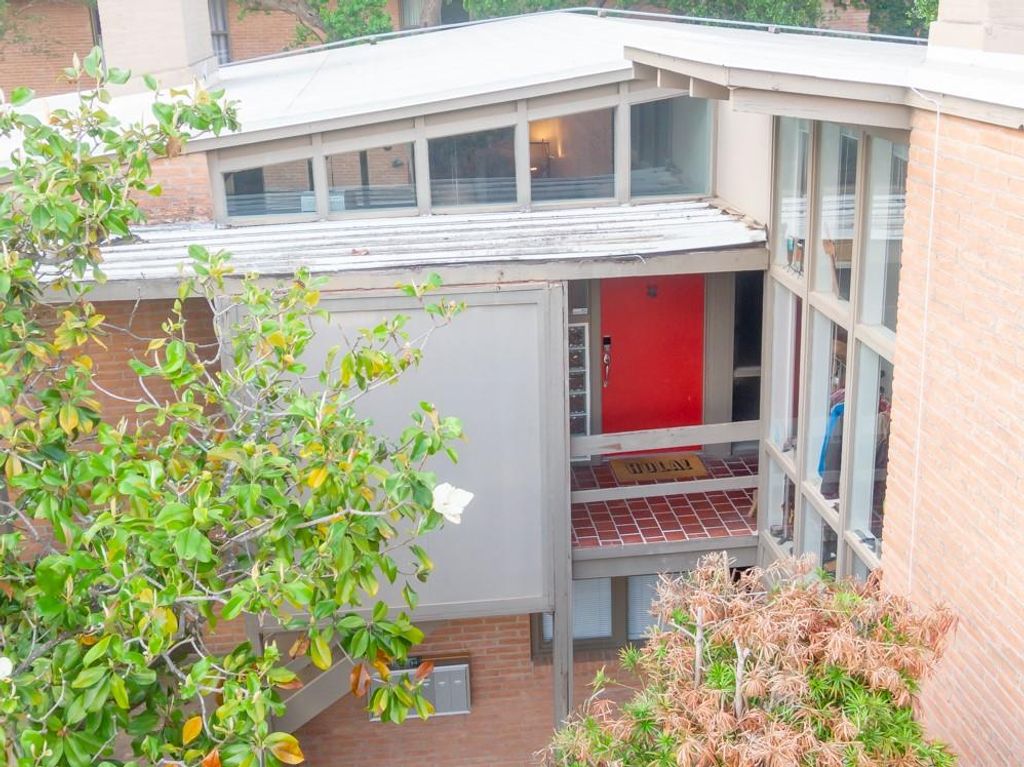 5222 Memorial Drive 5222, Houston, TX 77007