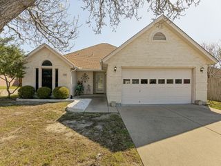 6908 Cheatham Drive, Watauga, TX 76148