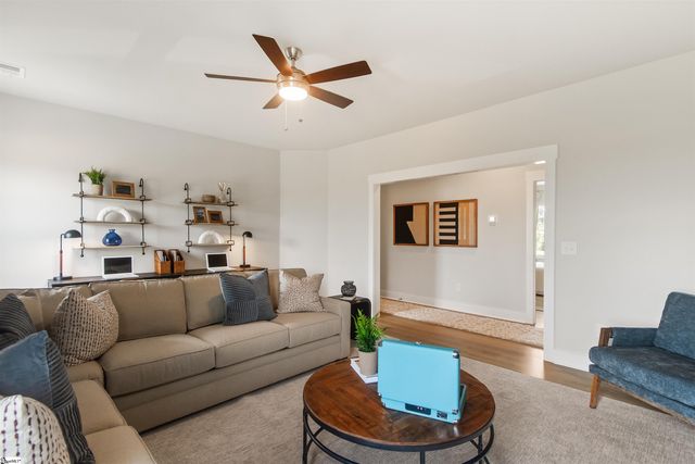 24 Bramall Drive, Greer, SC 29651
