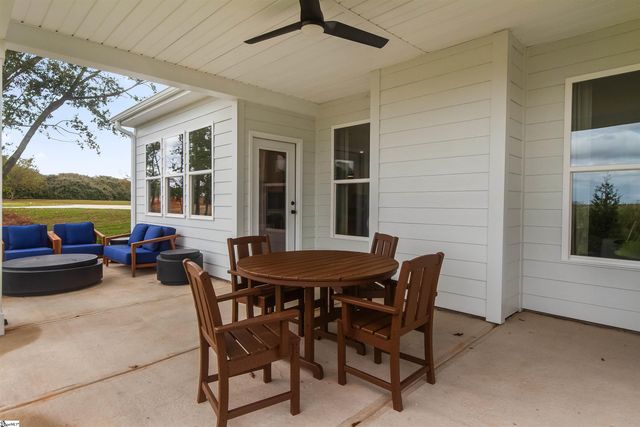 24 Bramall Drive, Greer, SC 29651