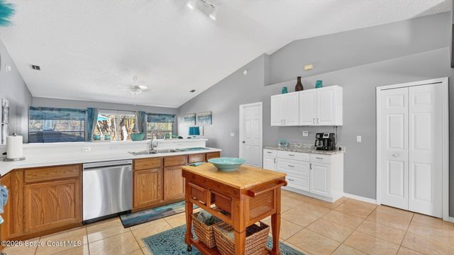 1040 Jacaranda Circle, Rockledge, FL 32955