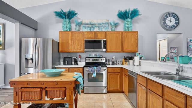 1040 Jacaranda Circle, Rockledge, FL 32955