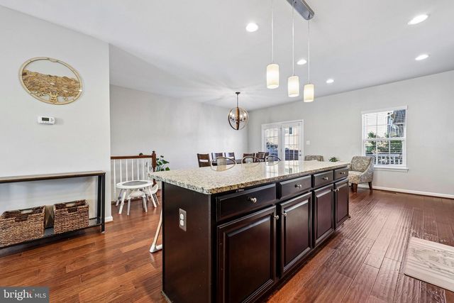 7760 MILTON CIR, Gainesville, VA 20155