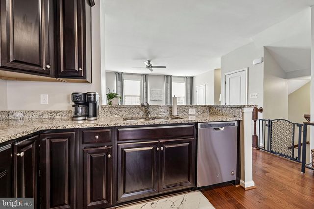 7760 MILTON CIR, Gainesville, VA 20155