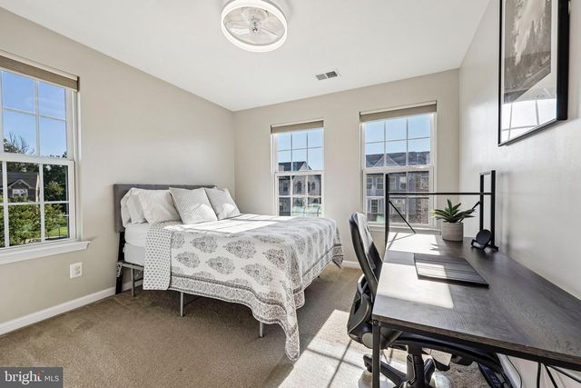 7760 MILTON CIR, Gainesville, VA 20155