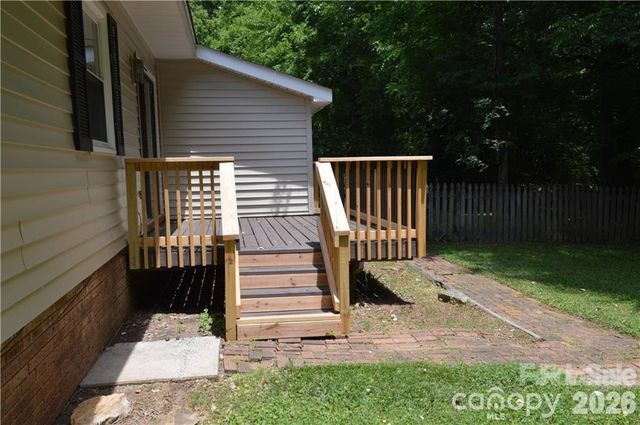11701 Shandon Circle, Charlotte, NC 28226