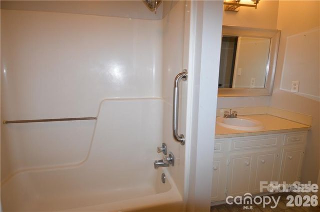 11701 Shandon Circle, Charlotte, NC 28226