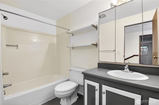 4123 145th Avenue NE, Bellevue, WA 98007