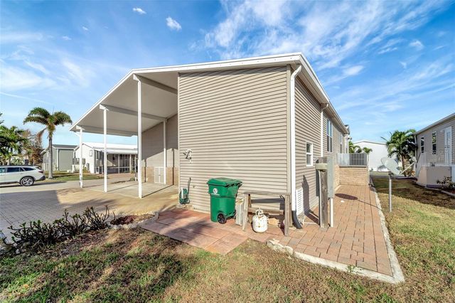 16 COPENHAGEN AVENUE, Punta Gorda, FL 33950