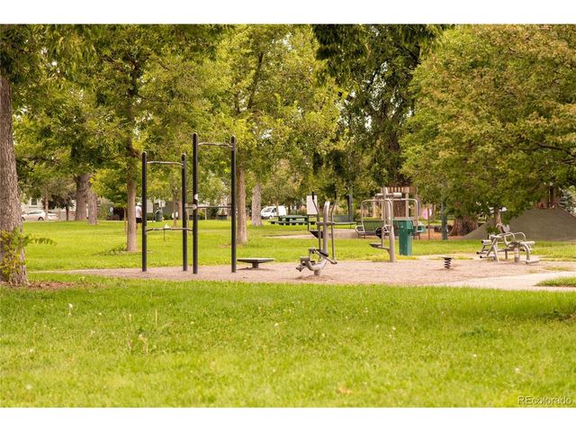 1227 31st St, Denver, CO 80205