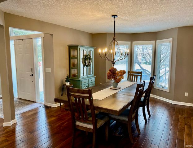 310 Calash Run, Fort Wayne, IN 46845