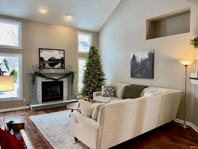 310 Calash Run, Fort Wayne, IN 46845