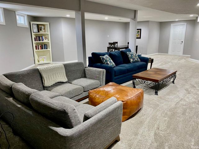 310 Calash Run, Fort Wayne, IN 46845