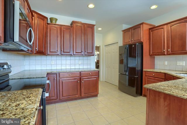 30 MOCKINGBIRD LN L-0017 LN, Palmyra, PA 17078
