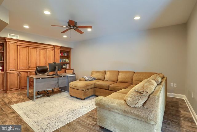 30 MOCKINGBIRD LN L-0017 LN, Palmyra, PA 17078