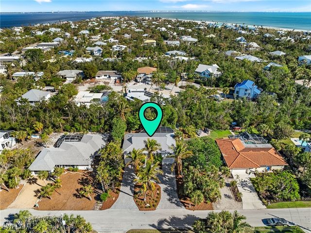 1062 S Yachtsman DR, Sanibel, FL 33957