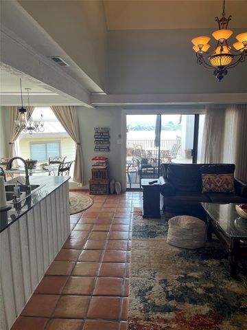 103 Island DR 8, Horseshoe Bay, TX 78657