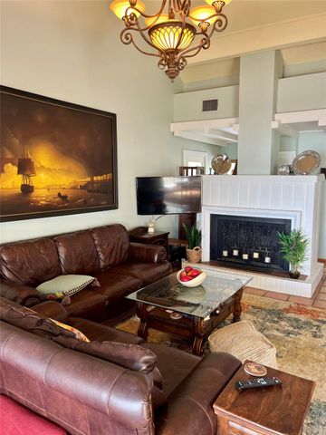 103 Island DR 8, Horseshoe Bay, TX 78657