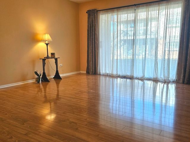 230 Windsor Lane A, Willowbrook, IL 60527