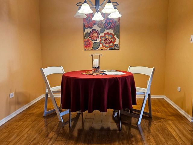 230 Windsor Lane A, Willowbrook, IL 60527