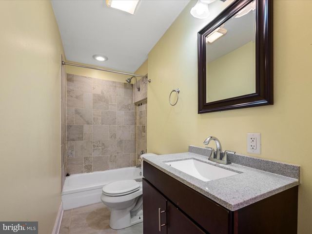 5479 MAIN ST, Stephens City, VA 22655