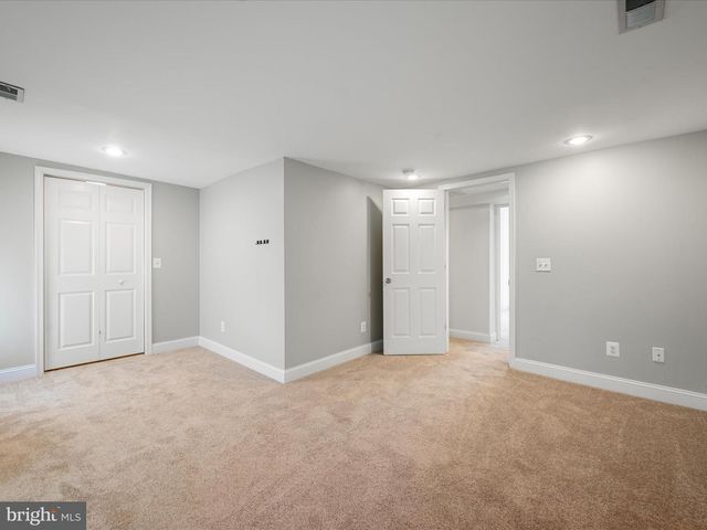 5479 MAIN ST, Stephens City, VA 22655