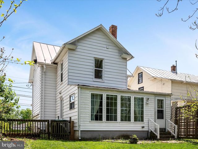 5479 MAIN ST, Stephens City, VA 22655