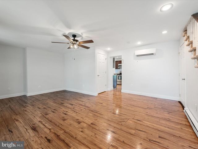 5479 MAIN ST, Stephens City, VA 22655