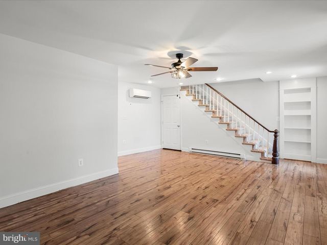 5479 MAIN ST, Stephens City, VA 22655