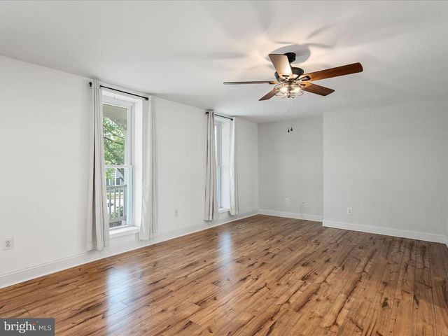 5479 MAIN ST, Stephens City, VA 22655