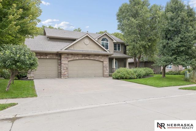 11903 S 47th Street, Papillion, NE 68133