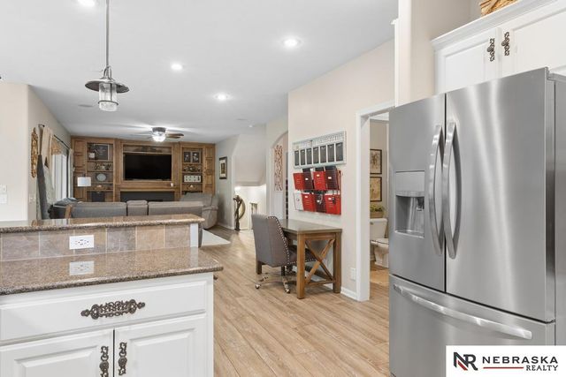 11903 S 47th Street, Papillion, NE 68133