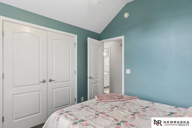 11903 S 47th Street, Papillion, NE 68133