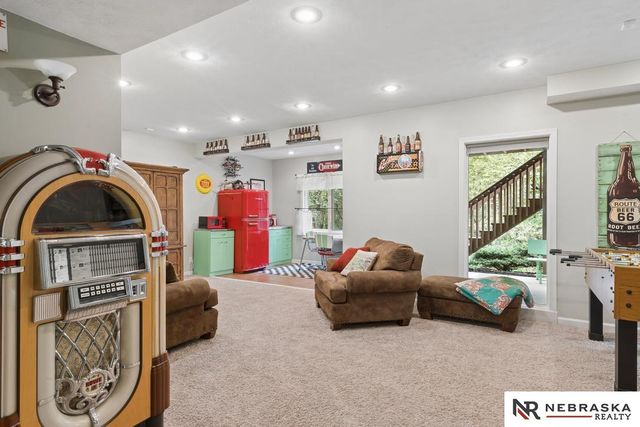 11903 S 47th Street, Papillion, NE 68133