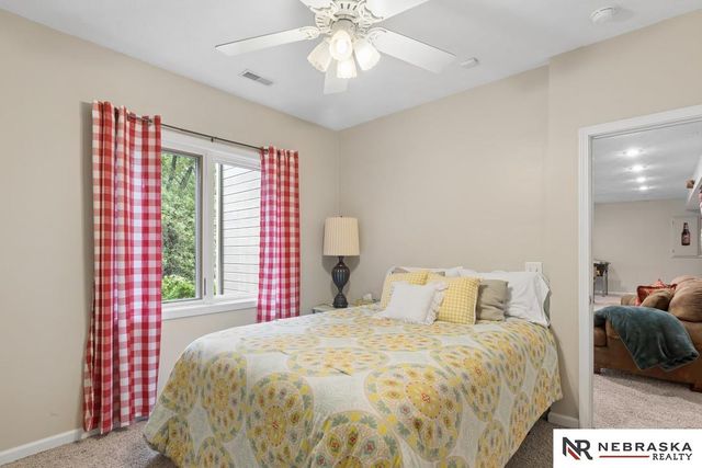11903 S 47th Street, Papillion, NE 68133
