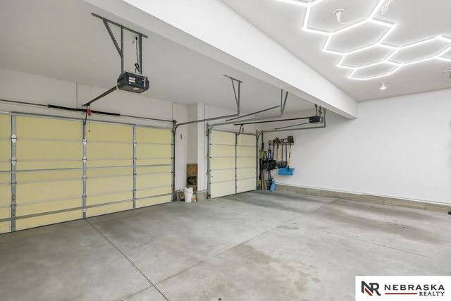 11903 S 47th Street, Papillion, NE 68133