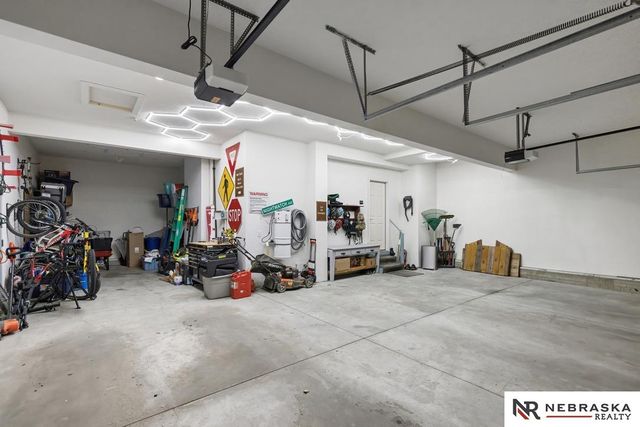 11903 S 47th Street, Papillion, NE 68133
