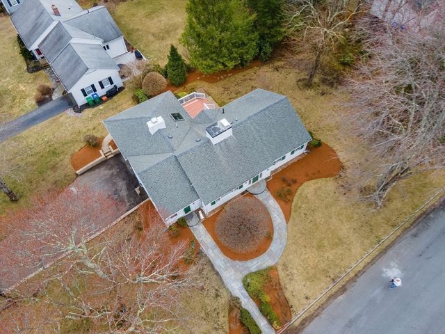 33 York Way, Westwood, MA 02090