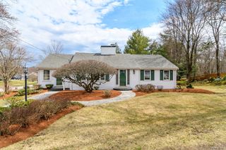 33 York Way, Westwood, MA 02090