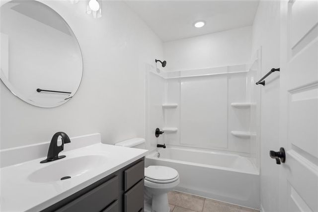 803 Chateau Court, Kingfisher, OK 73750