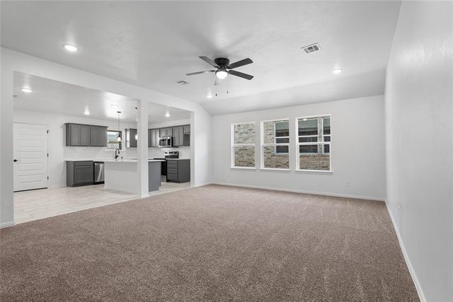 803 Chateau Court, Kingfisher, OK 73750