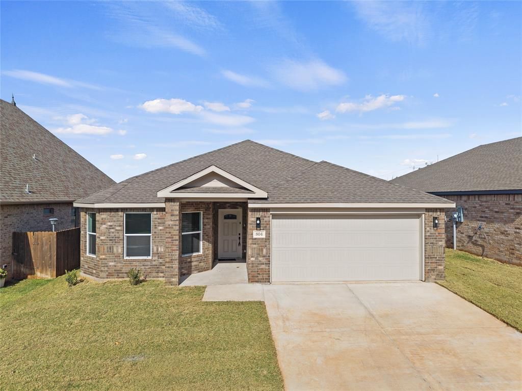 803 Chateau Court, Kingfisher, OK 73750