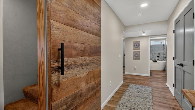 1821 Dorret Road, Eau Claire, WI 54703