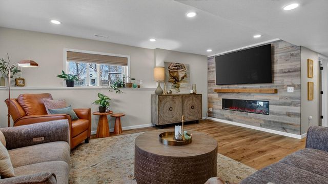 1821 Dorret Road, Eau Claire, WI 54703